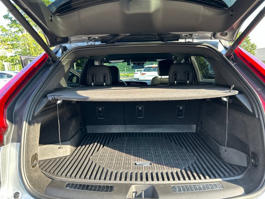 Used 2025 Cadillac XT4 Premium Luxury AWD/4WD image 21