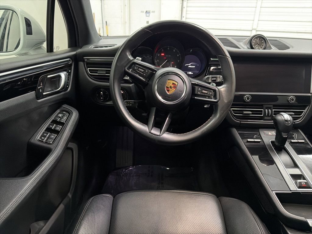 Used 2022 Porsche Macan image 21