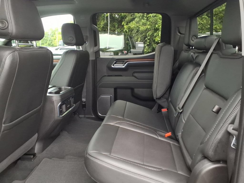 Certified 2025 GMC Sierra 1500 Denali w/ Denali Reserve Package AWD/4WD image 17
