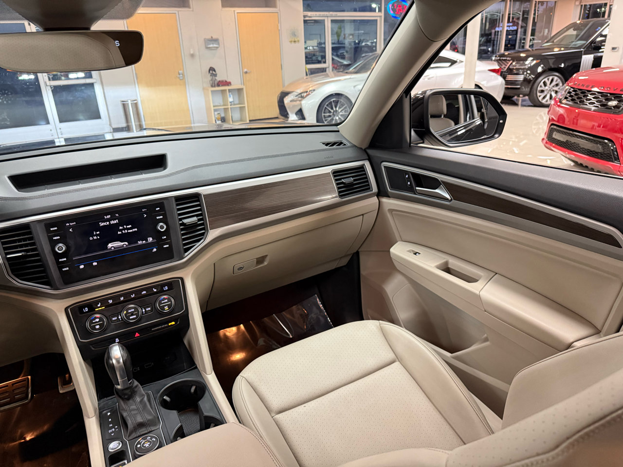 Used 2019 Volkswagen Atlas SE image 13