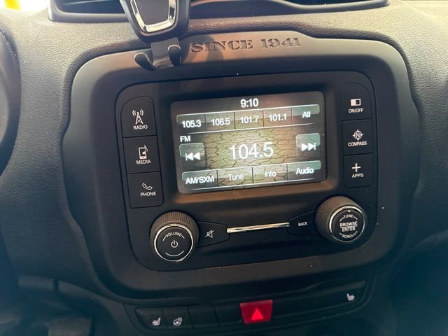 Used 2017 Jeep Renegade Trailhawk w/ Cold Weather Group II AWD/4WD image 8