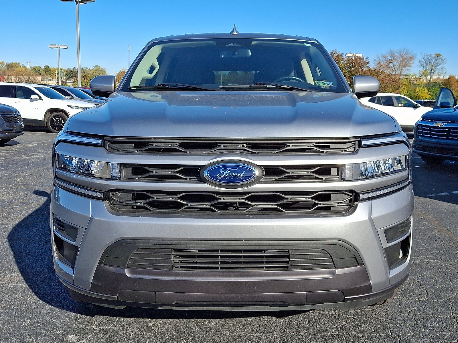 Used 2024 Ford Expedition Max XLT video 2