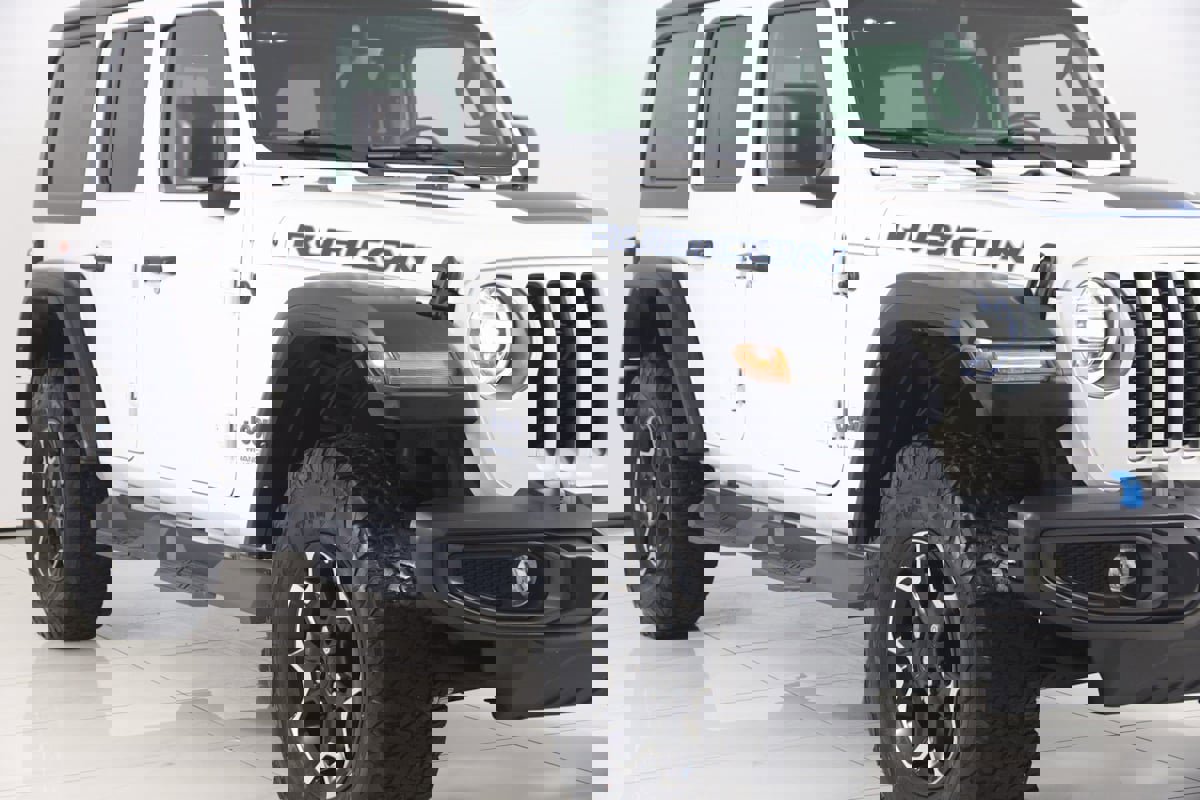 Used 2021 Jeep Wrangler Unlimited Rubicon 4xe image 39
