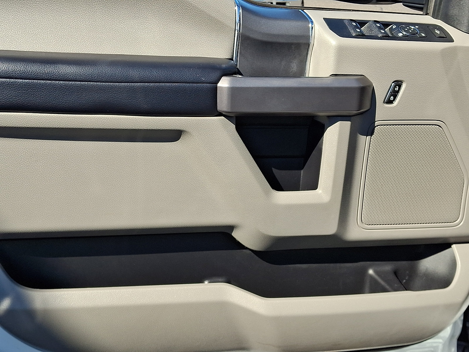 Certified 2018 Ford F250 4x4 Crew Cab Super Duty image 14