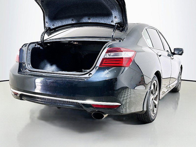 Used 2016 Honda Accord EX image 27