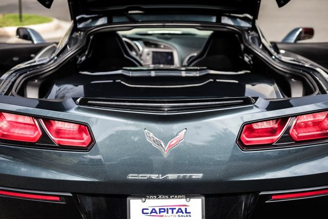 Used 2019 Chevrolet Corvette Stingray Coupe w/ 1LT RWD image 12