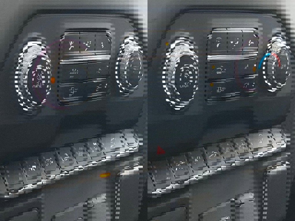 Used 2023 Chevrolet Silverado 1500 Custom Trail Boss w/ LPO, Dark Essentials Package image 24