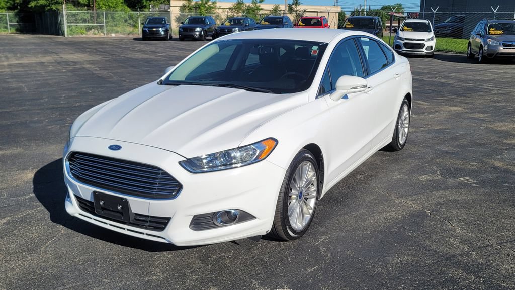 Used 2015 Ford Fusion SE w/ Equipment Group 202A FWD image 5