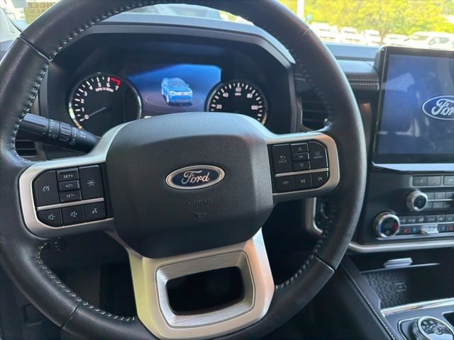 Used 2024 Ford Expedition XLT AWD/4WD image 26