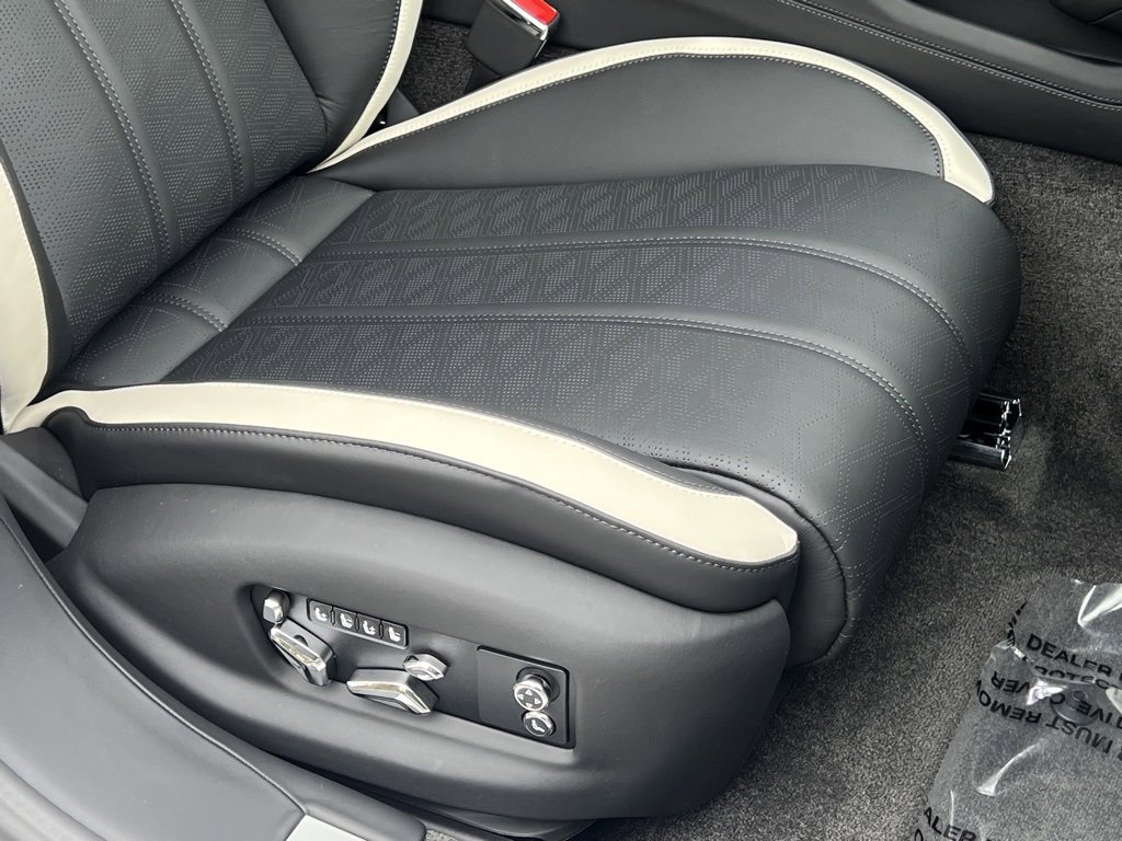 Used 2025 Bentley Flying Spur Speed image 58