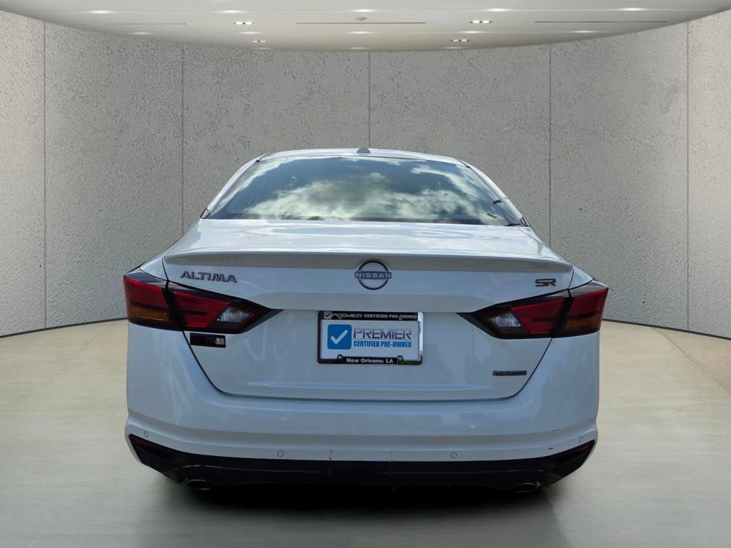 Used 2024 Nissan Altima 2.0 SR FWD image 4