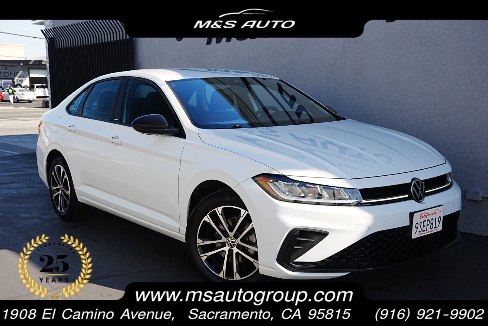 Used 2025 Volkswagen Jetta Sport image 1