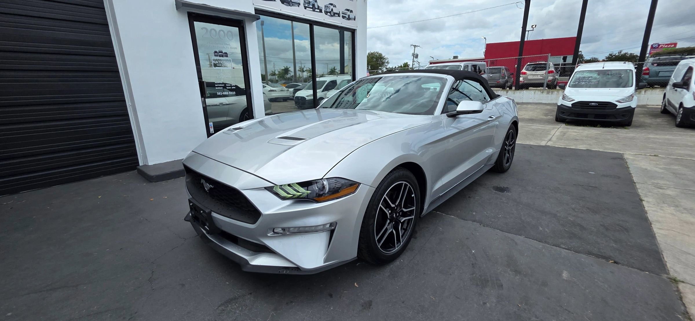 Used 2018 Ford Mustang Premium image 6