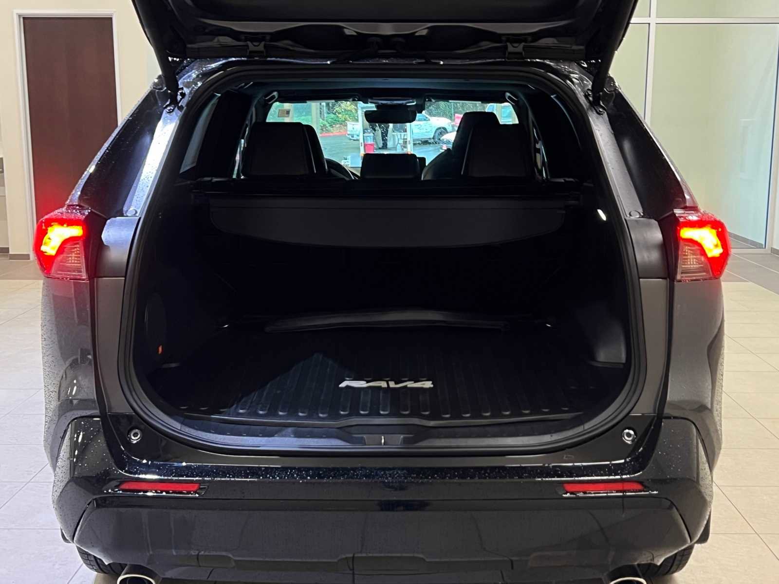 Certified 2024 Toyota RAV4 XSE image 30