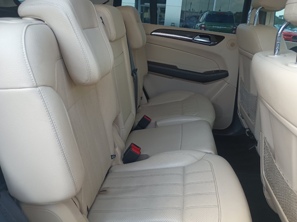 Used 2018 Mercedes-Benz GLS 450 4MATIC image 34