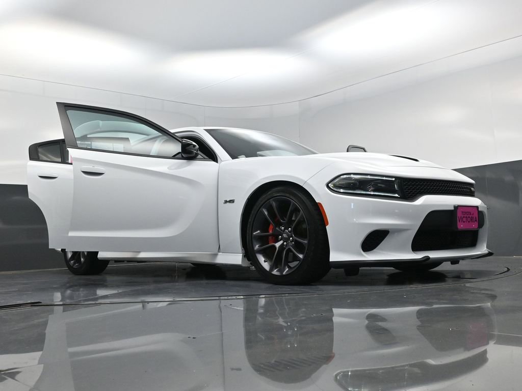 Used 2023 Dodge Charger R/T w/ Performance Handling Group image 26