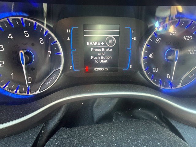 Used 2017 Chrysler Pacifica LX w/ Tire & Wheel Group FWD image 5