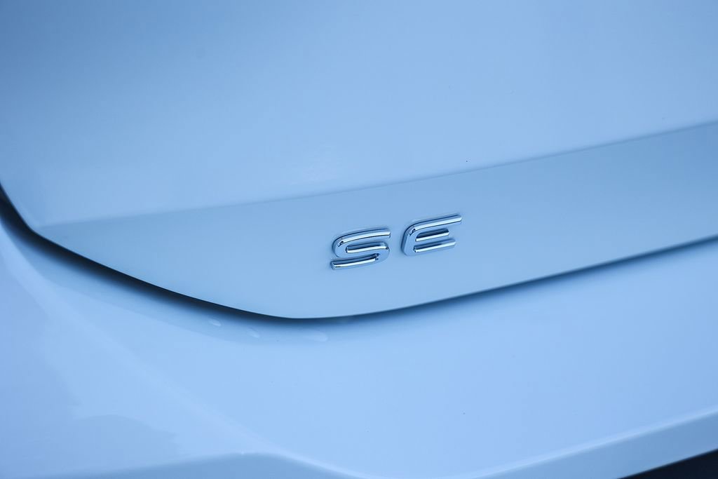 New 2026 Volkswagen Tiguan SE image 10