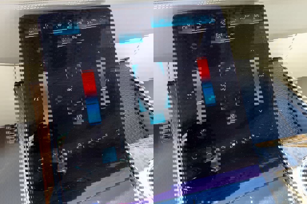 Certified 2025 Cadillac Escalade Sport Platinum w/ LPO, ONYX Package image 23