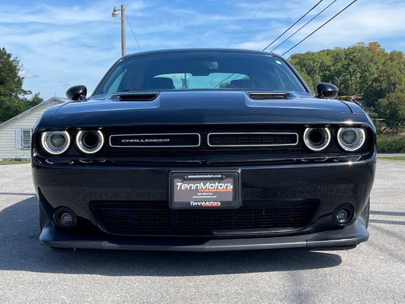 Used 2017 Dodge Challenger R/T Scat Pack w/ Dynamics Package image 27