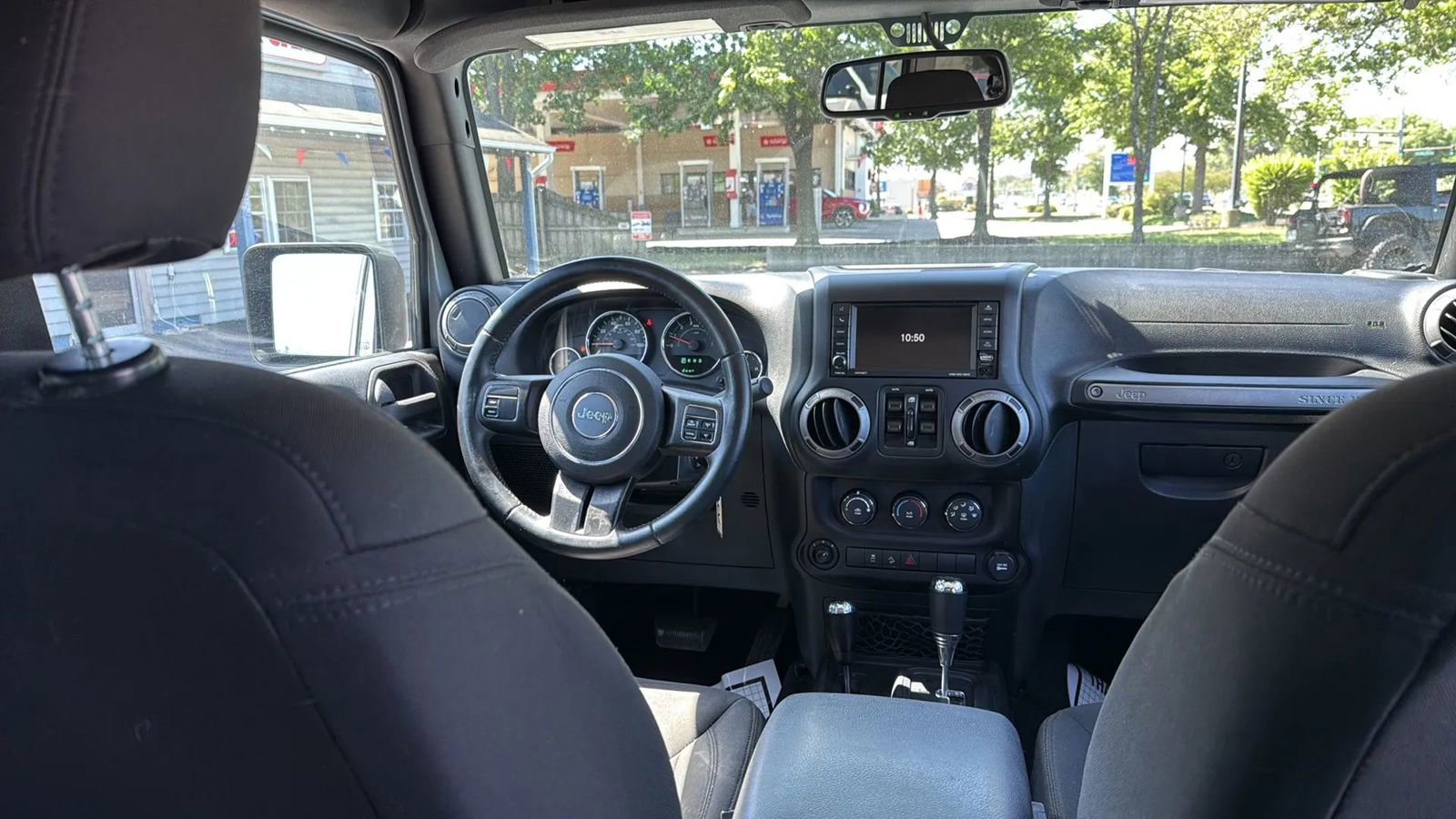 Used 2016 Jeep Wrangler Unlimited Sport w/ Quick Order Package 24S AWD/4WD image 9