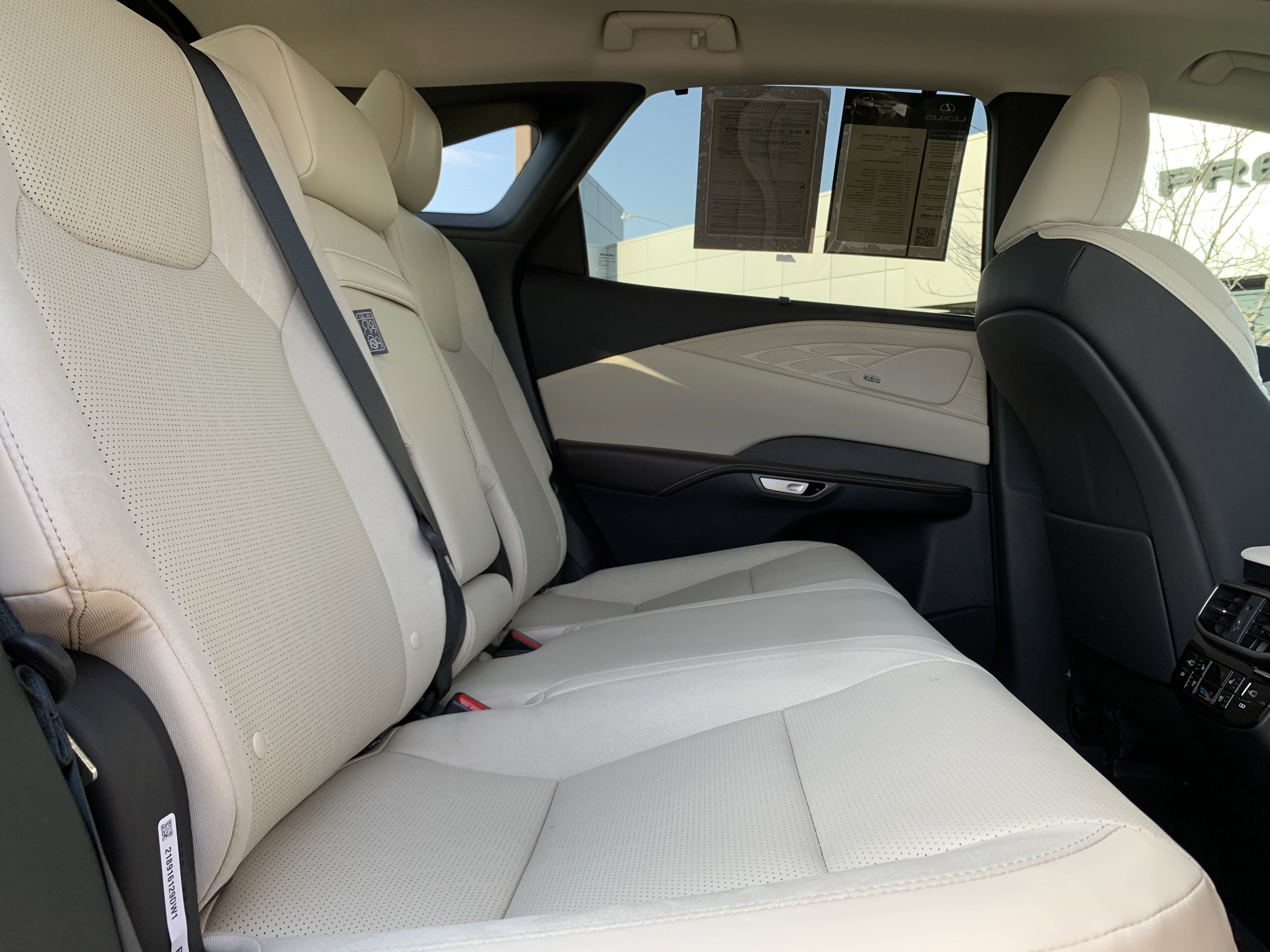 Certified 2026 Lexus RX 350 AWD image 33