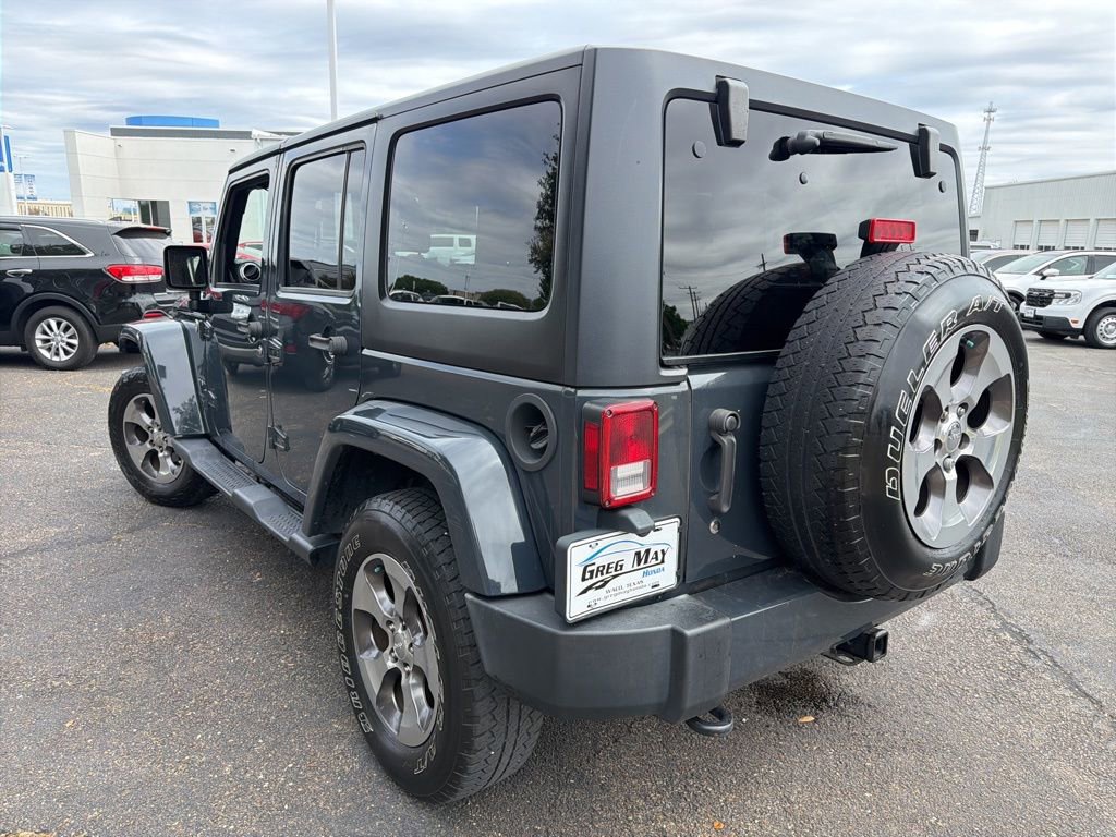 Used 2018 Jeep Wrangler Unlimited Sahara w/ Max Tow Package image 3