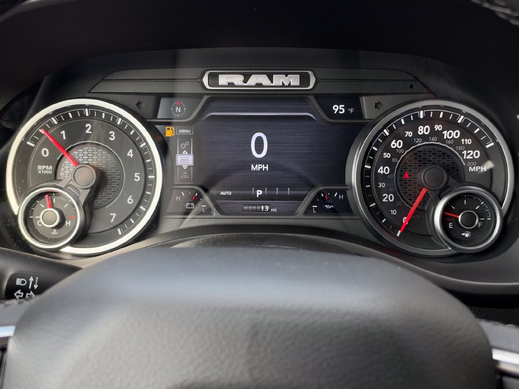 New 2027 RAM 1500 4x4 Crew Cab image 19