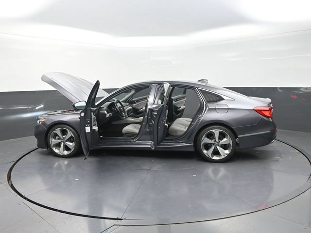 Used 2019 Honda Accord Touring image 36