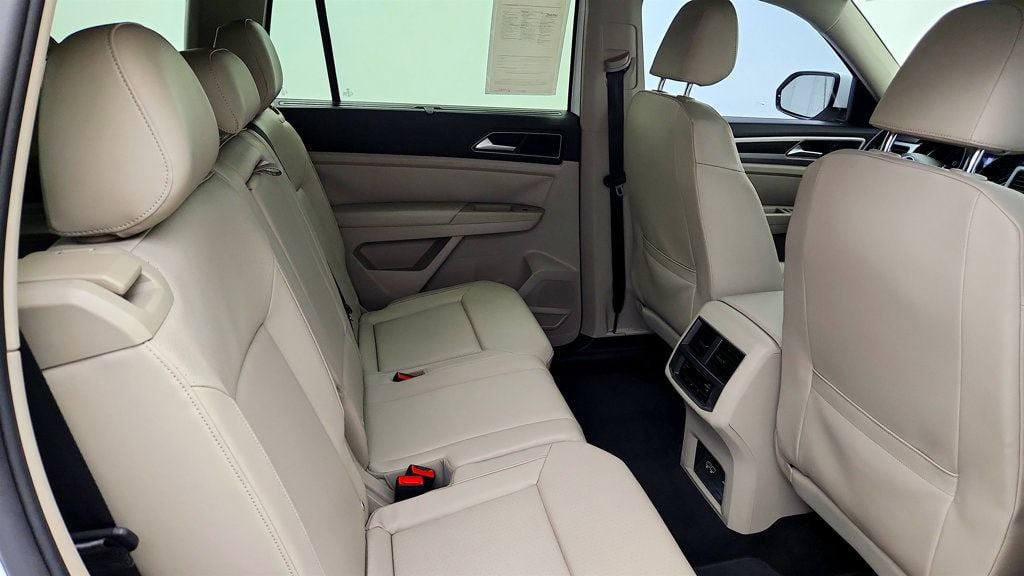 Used 2018 Volkswagen Atlas SEL FWD image 25