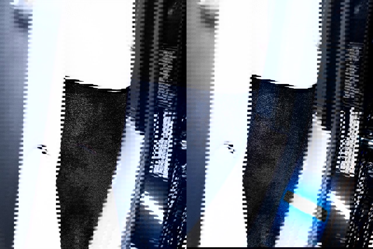 Used 2019 Rolls-Royce Dawn image 31