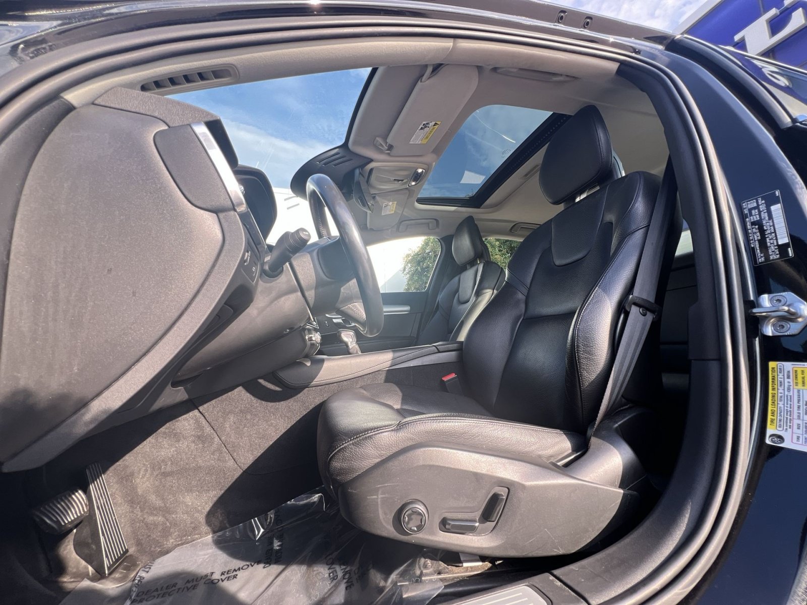 Used 2017 Volvo S90 T6 Momentum w/ Vision Package AWD/4WD image 13