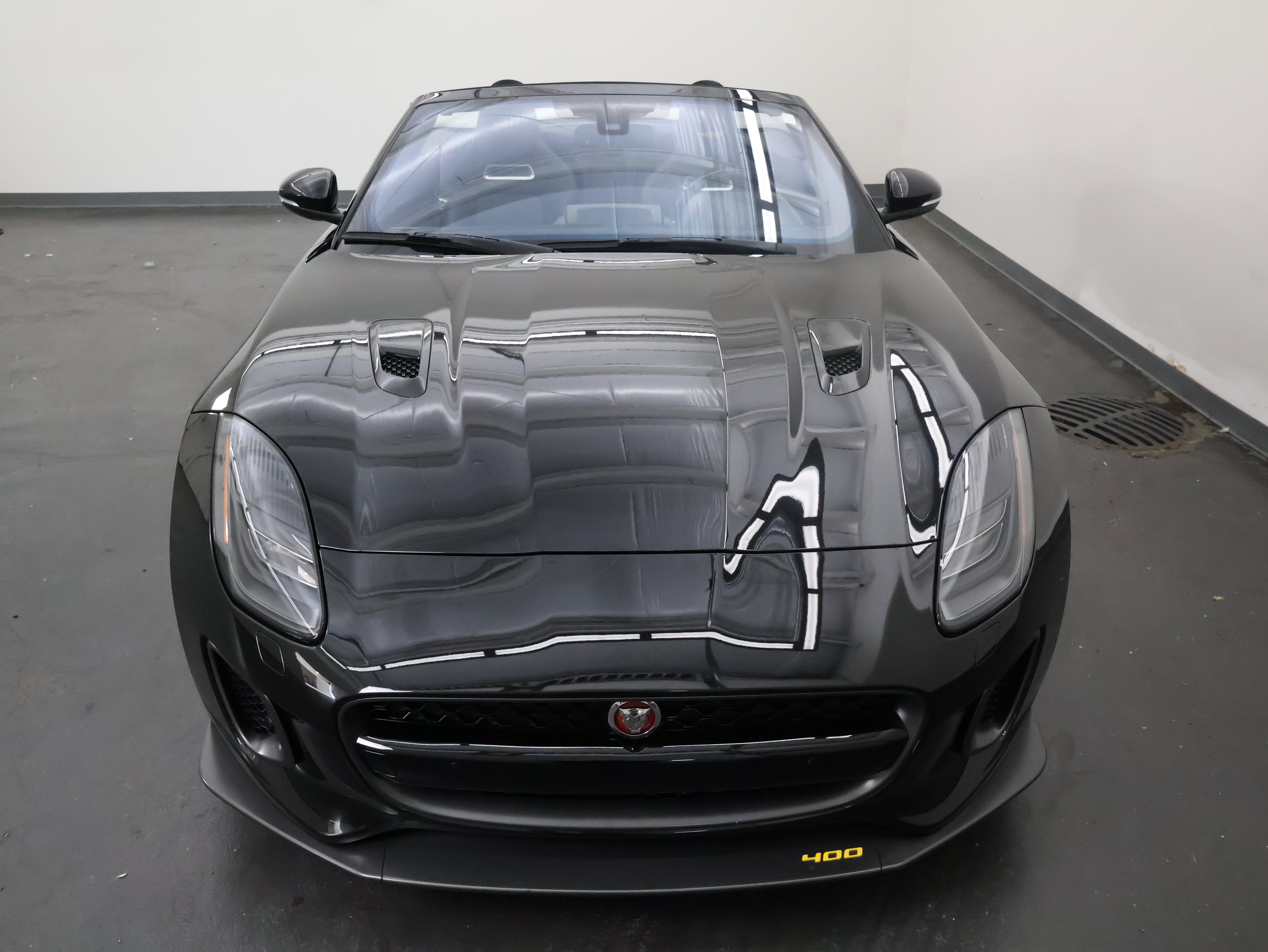 Used 2018 Jaguar F-TYPE 400 Sport AWD/4WD image 10