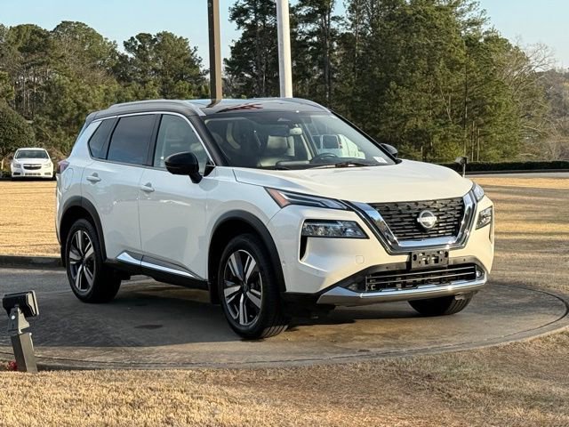 Used 2022 Nissan Rogue Platinum w/ Head-Up Display Package image 9