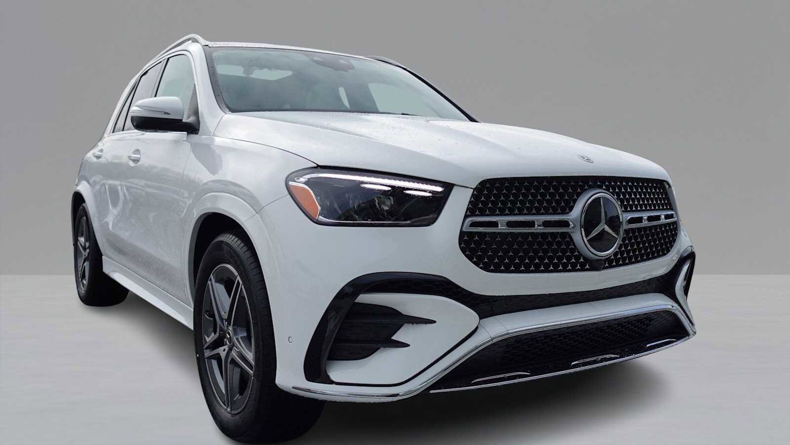 New 2026 Mercedes-Benz GLE 580 4MATIC image 3