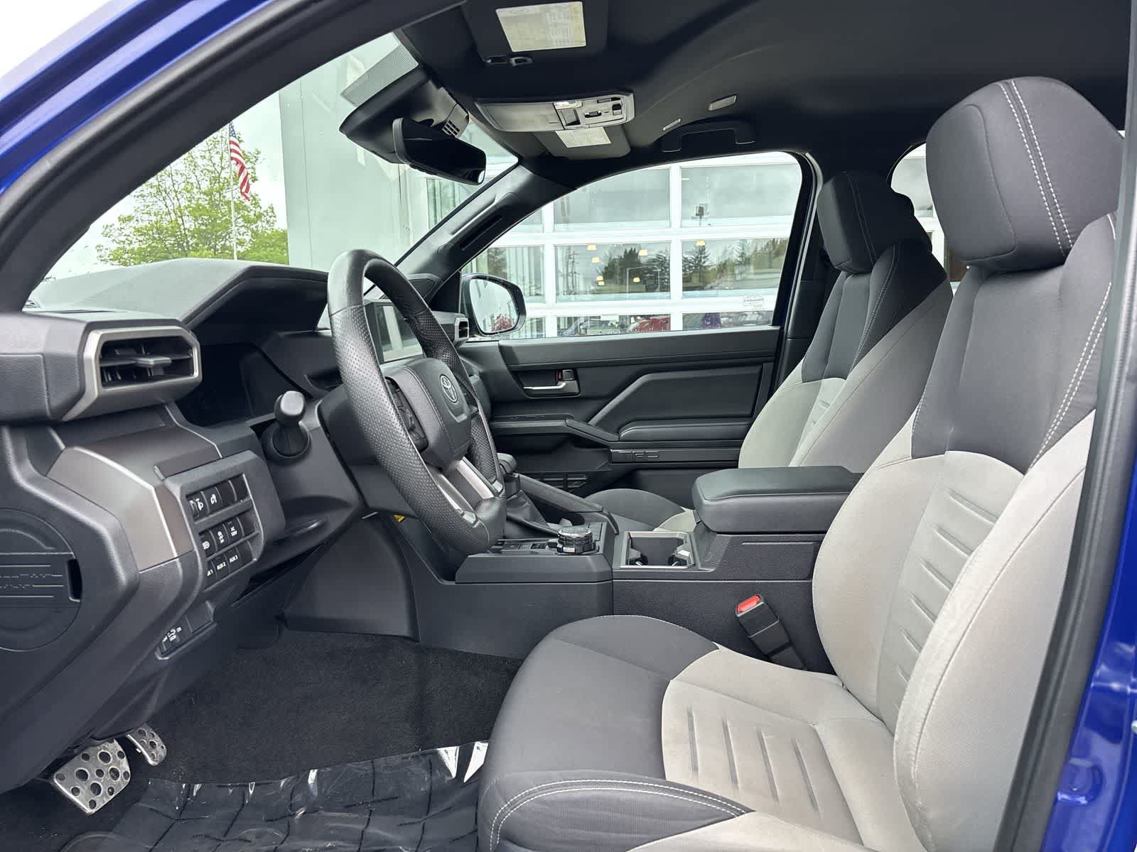 Used 2024 Toyota Tacoma TRD Sport w/ TRD Sport Upgrade Package AWD/4WD image 8