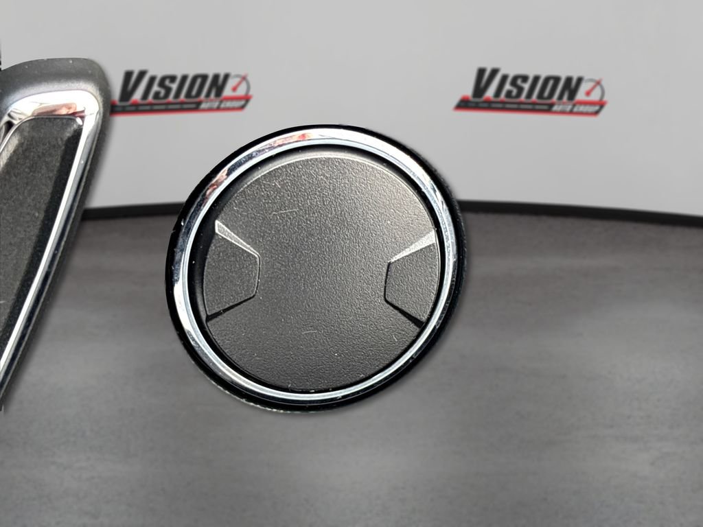 Used 2016 Ford Edge Titanium w/ Technology Package image 24