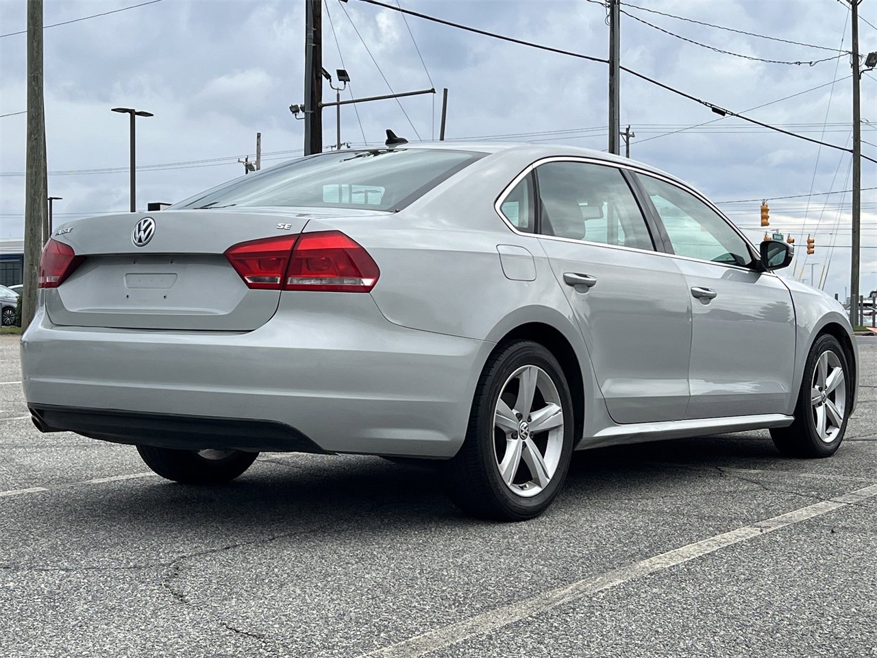 Used 2013 Volkswagen Passat 2.5 SE image 24