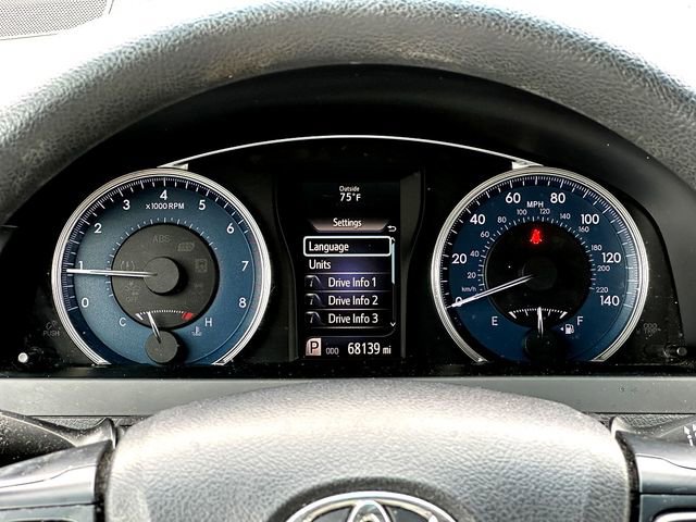 Used 2017 Toyota Camry LE image 22