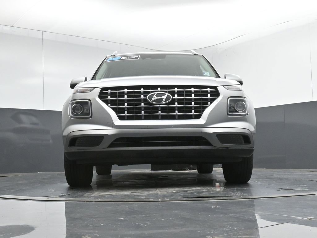 Used 2023 Hyundai Venue SEL FWD image 45