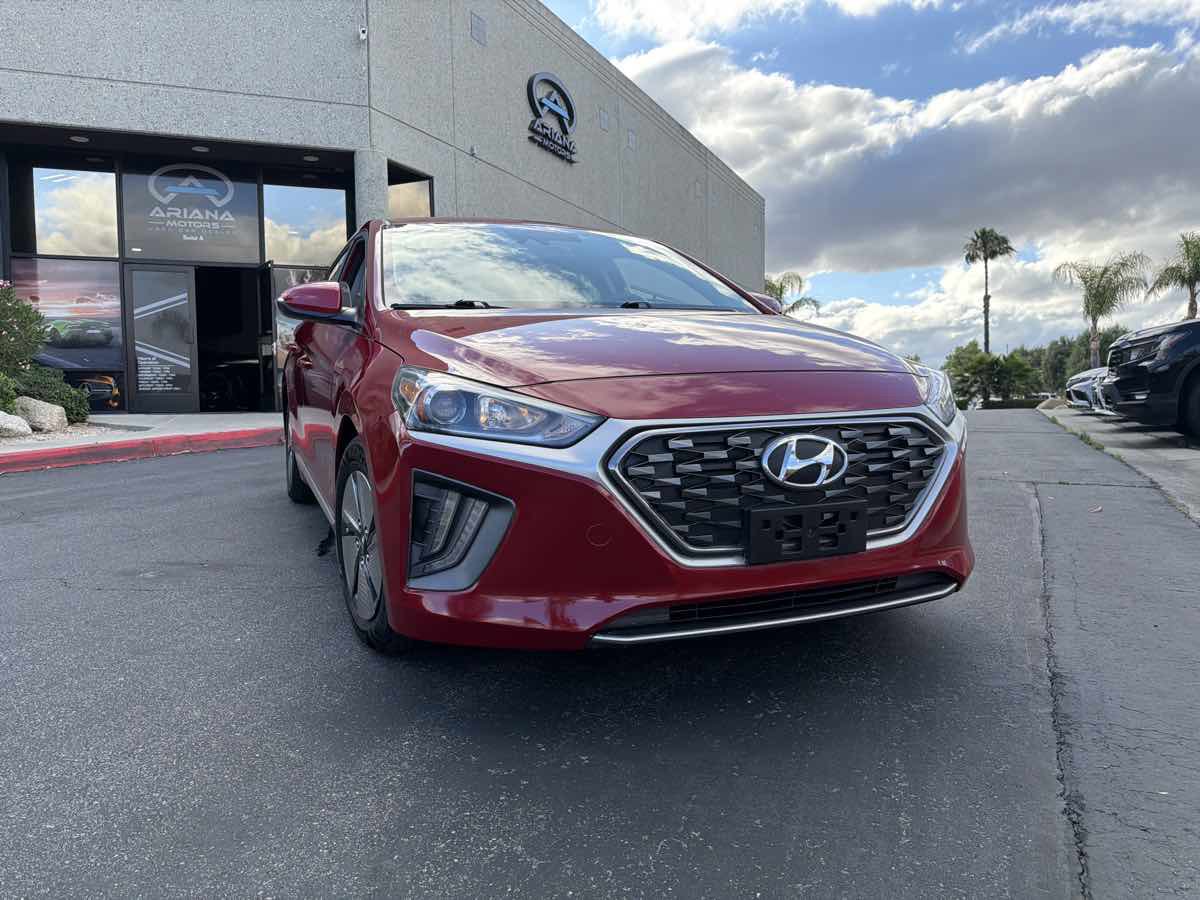 Used 2022 Hyundai Ioniq SE FWD image 22