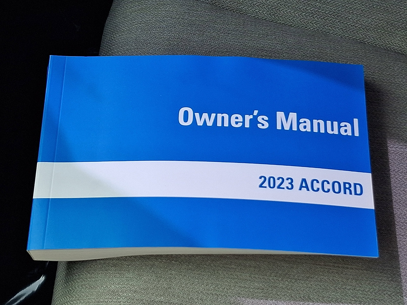 Used 2023 Honda Accord EX image 25