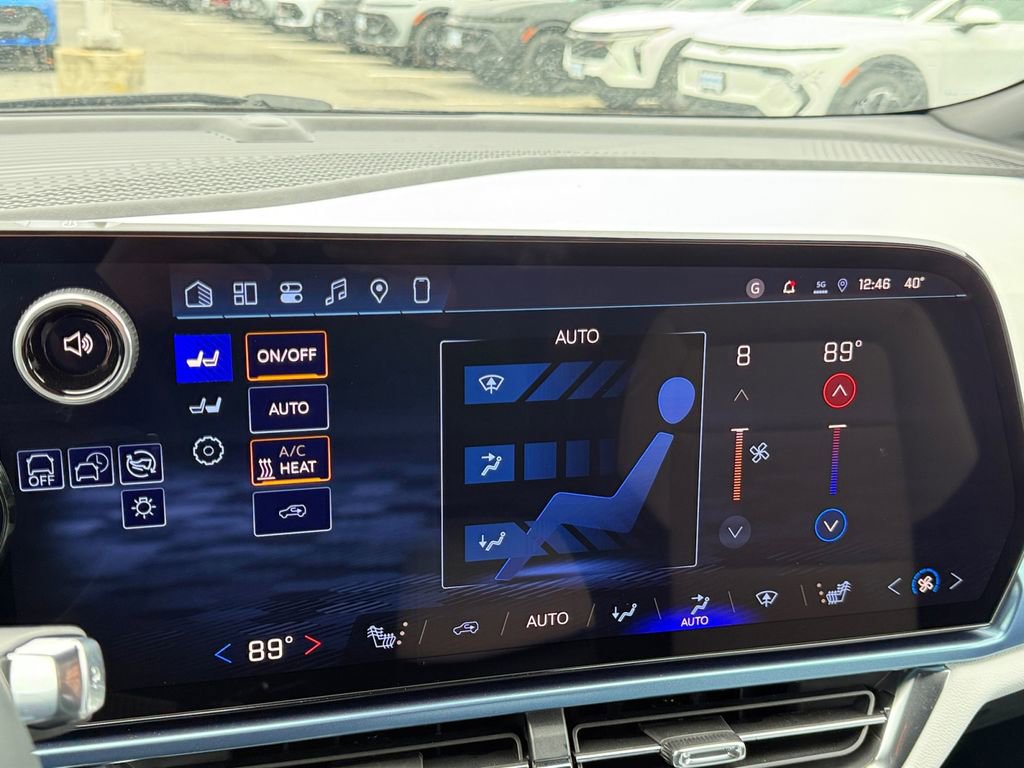 New 2026 Chevrolet Equinox EV LT image 16