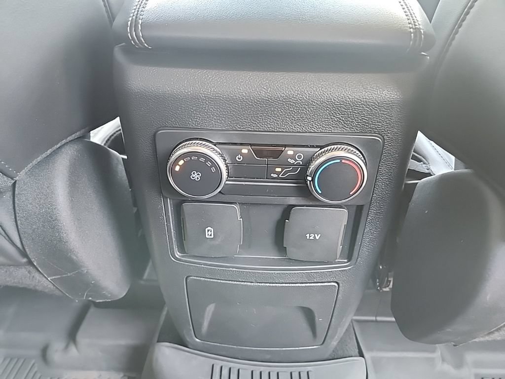 Used 2022 Ford Explorer XLT AWD/4WD image 37
