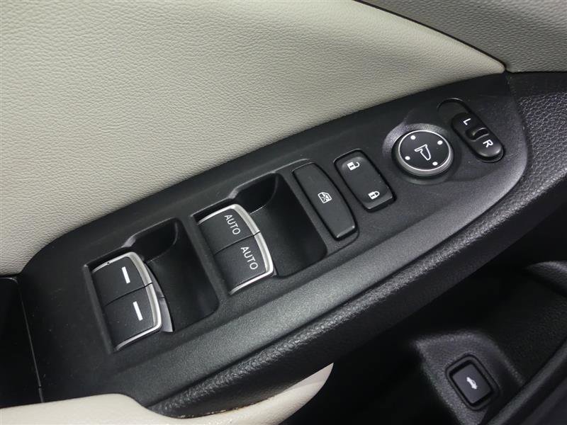 Used 2019 Honda Accord EX image 20