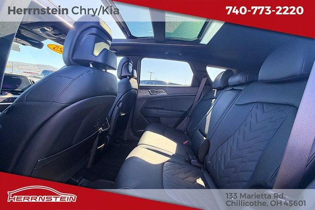 Used 2025 Kia Sportage X-Line w/ Premium Package image 21
