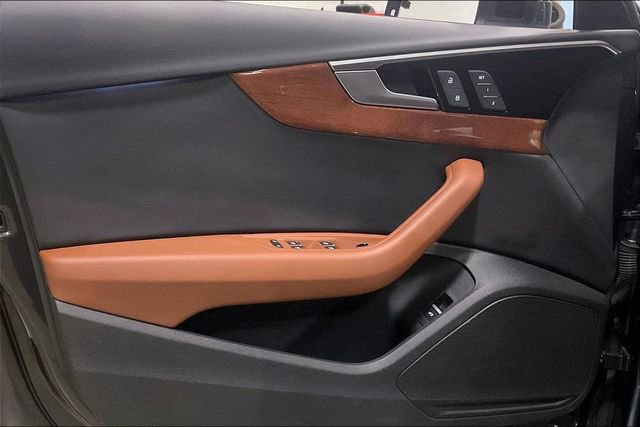 Used 2024 Audi A4 2.0T Premium w/ Convenience Package image 23