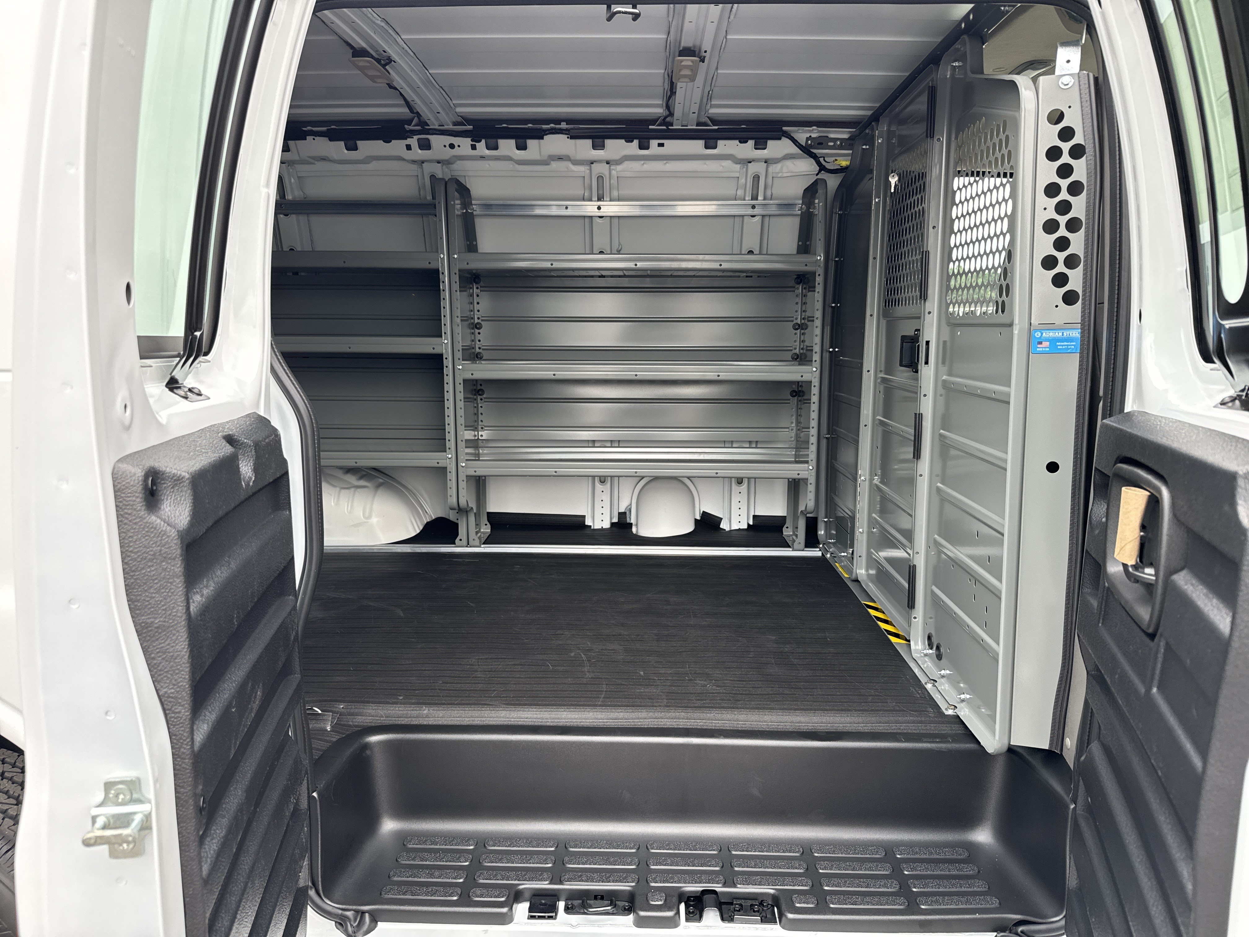 New 2025 GMC Savana 2500 w/ Driver Convenience Package RWD image 30