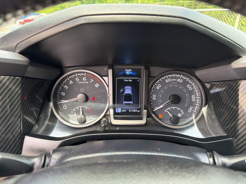 Used 2021 Toyota Tacoma TRD Off-Road w/ Technology Package AWD/4WD image 24