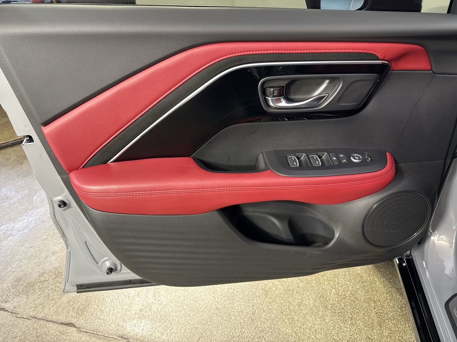 Used 2025 Acura ADX A-Spec image 22